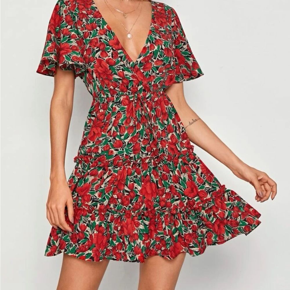 SHEIN Plunging Neck Flutter Sleeve Floral Print Frill Trim Dress